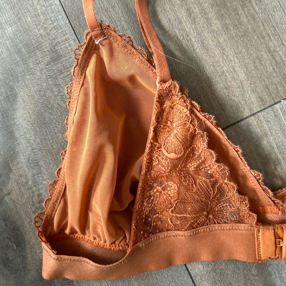 Aerie lace bralette size M - Picture 4 of 10